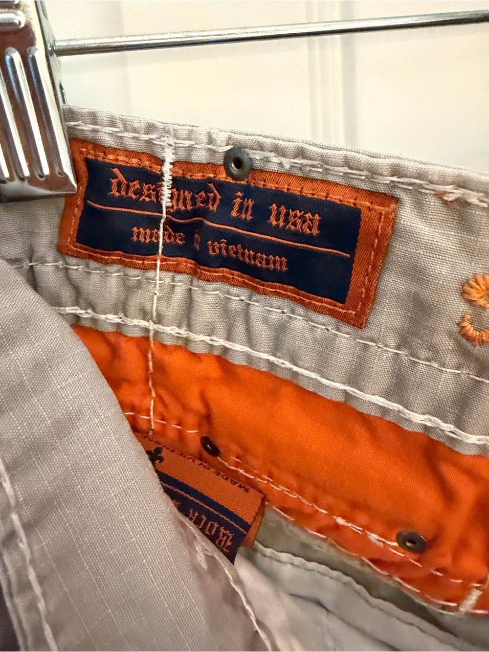 Rock Revival Men’s Taupe Cargo Shorts with Embroidered Back Pockets - Picture 5 of 7